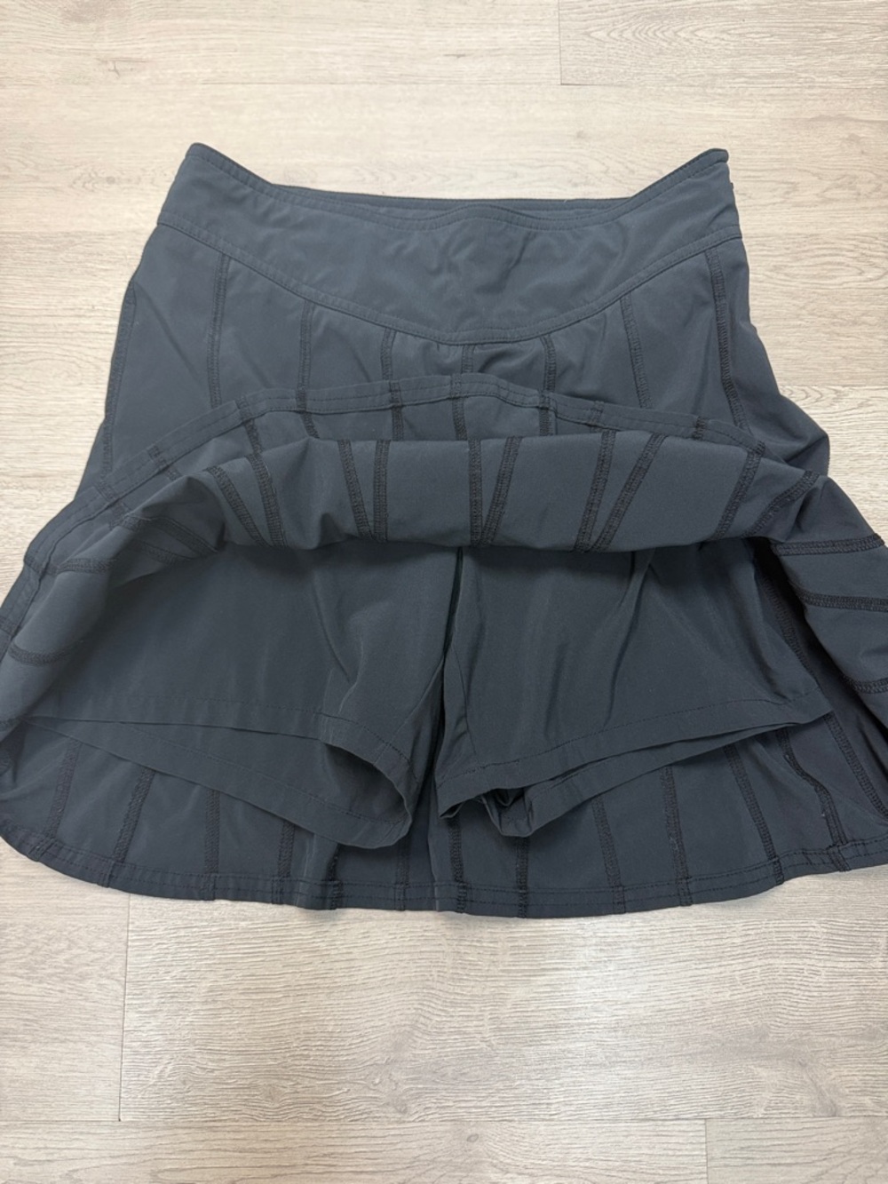 Athleta Wear About Skirt Skort Black Pleated Sz 2! - Picture 4 of 9